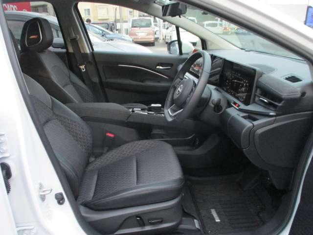 オーラ １．２　Ｇ　プロパイロット／ＢＯＳＥサウンドシステム　自動（被害軽減）ブレーキ　試乗車アップ　ＬＥＤ　ＬＫＡ　サイドカメラ　ＥＴＣ　ドライブレコーダー　カーテンエアバッグ　イモビライザー　アルミホイール　インテリジェントキー　パワーウィンドウ　ナビＴＶ（12枚目）