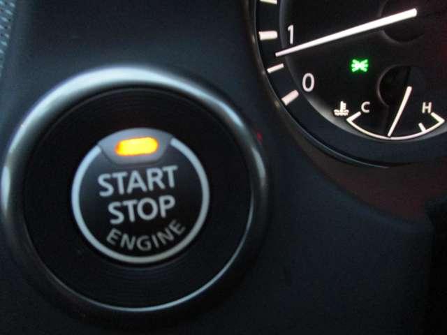 スカイライン ３．０　４００Ｒ　ラインナビ／衝突軽減ブレーキ／踏み間違い／　本革シ－ト　ＬＥＤヘッド　キーレスエントリー　ワンオーナ　車線逸脱警報　スマ－トキ－　バックモニター　ドラレコ　メモリーナビ　ナビＴＶ　サイドカメラ　ＡＡＣ　アルミ　盗難防止装置　ＥＴＣ　エアバッグ（12枚目）