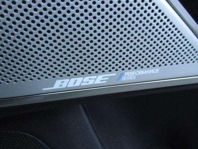 スカイライン ３．０　４００Ｒ　ラインナビ／衝突軽減ブレーキ／踏み間違い／　本革シ－ト　ＬＥＤヘッド　キーレスエントリー　ワンオーナ　車線逸脱警報　スマ－トキ－　バックモニター　ドラレコ　メモリーナビ　ナビＴＶ　サイドカメラ　ＡＡＣ　アルミ　盗難防止装置　ＥＴＣ　エアバッグ（15枚目）