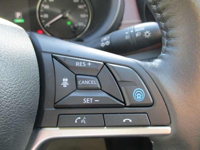 キックス １．２　Ｘ　ＦＯＵＲ　ツートーン　インテリアエディション（ｅ－ＰＯＷＥＲ）　４ＷＤ　ＭＭ３２３メモリーナビ／衝突軽減ブレーキ／踏　アラウンドビュ－　ＬＥＤ　インテリキー　ワンオーナー　盗難防止システム　４ＷＤ　オートエアコン　ＥＴＣ　ドライブレコーダ　車線逸脱警報　アルミホイール　ナビＴＶ　メモリーナビ　踏み間違え防止（13枚目）