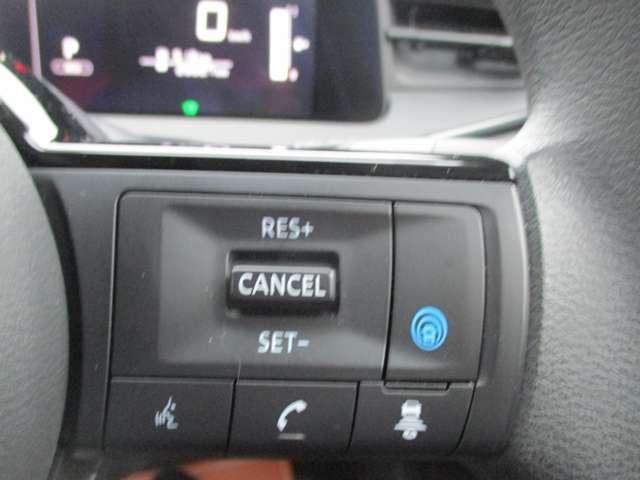 ノート １．２　Ｘ　ＡＶＭ　ＥＴＣ２．０　ドラレコ　リアカメラ　衝突被害軽減ブレ－キ　全方位カメラ　ＥＴＣ付　ＬＥＤヘッドライト　レーダークルーズ　レーンアシスト　インテリジェントキー　ワンオーナー　ドラレコ　整備記録簿　盗難防止システム　ワンセグＴＶ（15枚目）