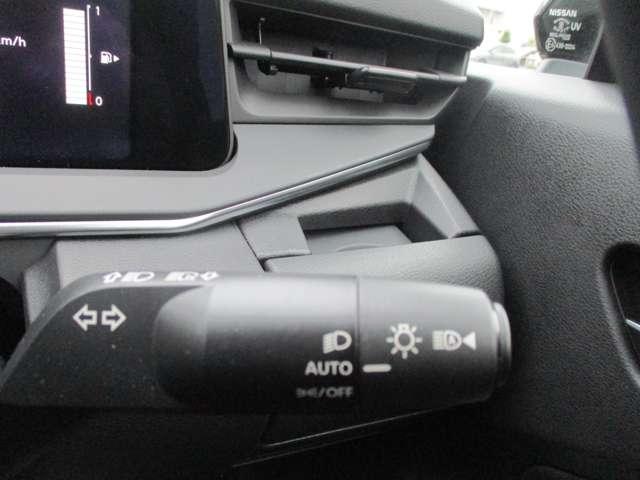 ノート １．２　Ｘ　ＡＶＭ　ＥＴＣ２．０　ドラレコ　リアカメラ　衝突被害軽減ブレ－キ　全方位カメラ　ＥＴＣ付　ＬＥＤヘッドライト　レーダークルーズ　レーンアシスト　インテリジェントキー　ワンオーナー　ドラレコ　整備記録簿　盗難防止システム　ワンセグＴＶ（17枚目）