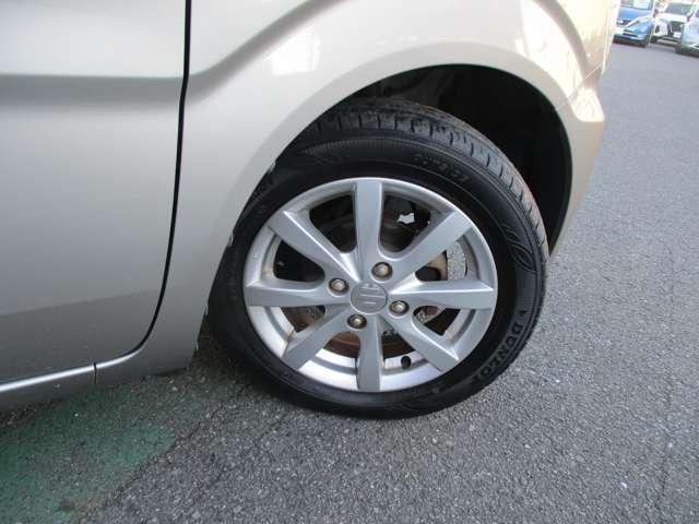 ワゴンＲ ６６０　２５周年記念車　ハイブリッド　ＦＸリミテッド　衝突軽減ブレーキ／インテリキー／ＣＤ／ラジオ　スマートキープッシュスタート　ＡＷ　パワーウィンドウ　パワステ　オートエアコン　アイドリングストップ　ＡＢＳ　キーレススタートシステム　誤発進抑制装置（12枚目）