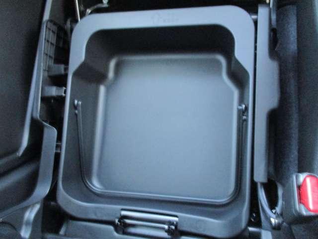 ワゴンＲ ６６０　２５周年記念車　ハイブリッド　ＦＸリミテッド　衝突軽減ブレーキ／インテリキー／ＣＤ／ラジオ　スマートキープッシュスタート　ＡＷ　パワーウィンドウ　パワステ　オートエアコン　アイドリングストップ　ＡＢＳ　キーレススタートシステム　誤発進抑制装置（18枚目）