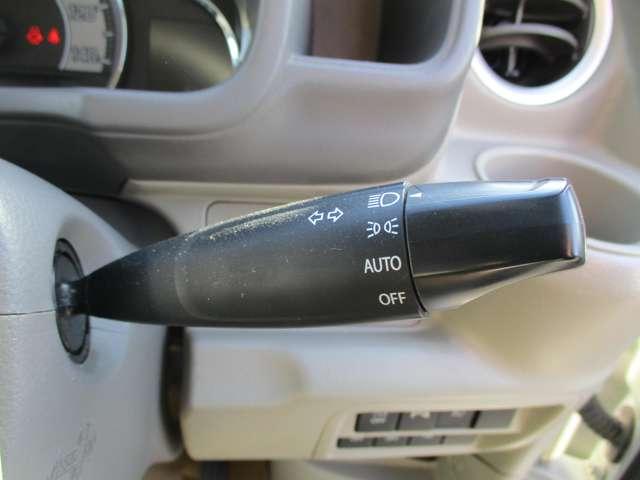 NV100クリッパーリオ 660 E ハイルーフ MJ320メモリーナビ/衝突軽減ブレーキ/踏み 1オーナ バックモニタ- ETC インテリキー オートエアコン ドライブレコーダー メモリーナビ 点検記録簿 ナビTV アルミホイール ABS ワンセグ キーレス エアバッグ Wエアバック(14枚目)