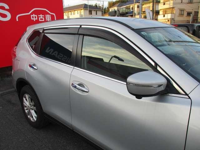 エクストレイル 2.0 20X エマージェンシーブレーキパッケージ 2列車 4WD 衝突軽減ブレーキ/踏み間違い防止装置 スマキ- アイドリングSTOP セキュリティ AWD アルミ ナビ&TV メモリーナビゲーション LEDヘッドランプ Sカメラ レーンキープ エアコン ワンセグ パワーステアリング キーレス 寒冷地(18枚目)