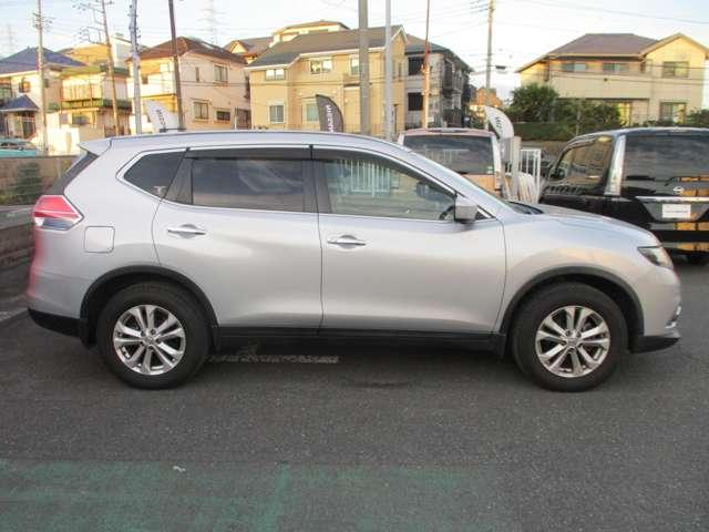 エクストレイル 2.0 20X エマージェンシーブレーキパッケージ 2列車 4WD 衝突軽減ブレーキ/踏み間違い防止装置 スマキ- アイドリングSTOP セキュリティ AWD アルミ ナビ&TV メモリーナビゲーション LEDヘッドランプ Sカメラ レーンキープ エアコン ワンセグ パワーステアリング キーレス 寒冷地(20枚目)