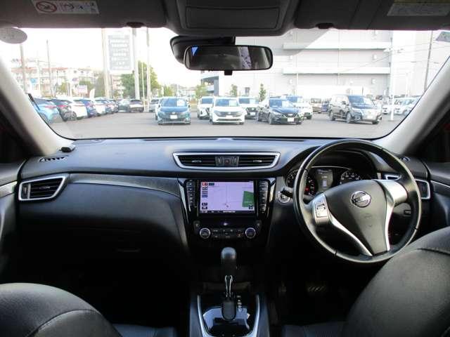 エクストレイル 2.0 20X エマージェンシーブレーキパッケージ 3列車 4WD MM514メモリーナビ/衝突軽減ブレーキ/踏み スマキ- アイドリングSTOP セキュリティ AWD アルミ ナビ&TV メモリーナビゲーション LEDヘッドランプ エアコン ワンセグ パワーステアリング キーレス ETC車載器 パワーウインドウ(3枚目)