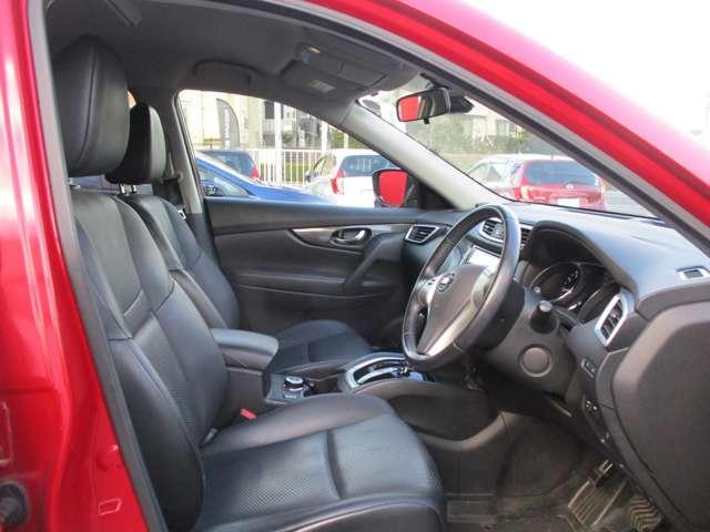 エクストレイル 2.0 20X エマージェンシーブレーキパッケージ 3列車 4WD MM514メモリーナビ/衝突軽減ブレーキ/踏み スマキ- アイドリングSTOP セキュリティ AWD アルミ ナビ&TV メモリーナビゲーション LEDヘッドランプ エアコン ワンセグ パワーステアリング キーレス ETC車載器 パワーウインドウ(19枚目)