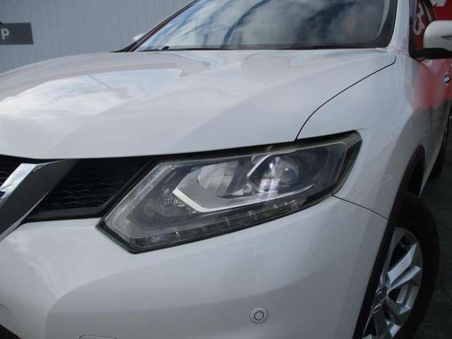 エクストレイル 2.0 20X ハイブリッド エクストリーマーX エマージェンシーブレーキパッケージ 4WD ラインナビ/衝突軽減ブレーキ/踏み 衝突被害軽減装置 パワーウィンドウ インテリジェントキー ナビTV オートエアコン 全周囲カメラ クルーズコントロール バックカメラ ETC 4WD(17枚目)