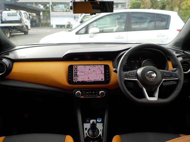 キックス １．２　Ｘ　ツートーン　インテリアエディション　（ｅ－ＰＯＷＥＲ）　１オーナー・プロパイロット・前後ドラレコ　エマージェンシーＢ　セキュリティ　アラウンドモニター　Ｒカメラ　ＬＥＤ　ワンオーナ　エアコン　ドラレコ　スマートキー　記録簿　ＥＴＣ　メモリーナビ　サイドエアバック　ＡＷ　キーレス　ワンセグＴＶ（4枚目）