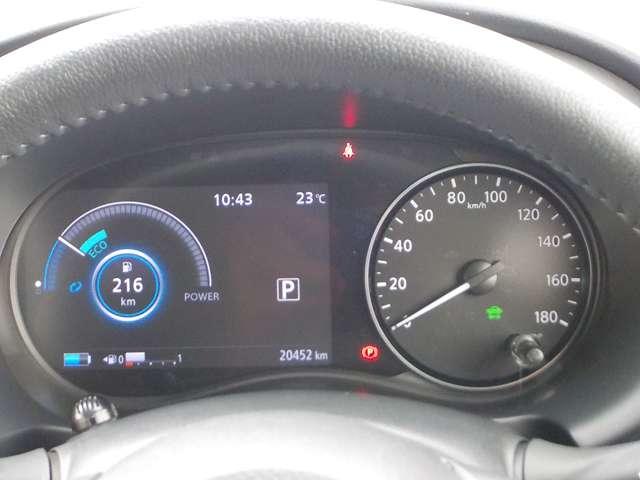 キックス １．２　Ｘ　（ｅ－ＰＯＷＥＲ）　プロパイロット／シートヒーター　ナビ＆ＴＶ　寒冷地仕様　ワンオ－ナ－車　追従クルコン　スマートキー　ＬＥＤヘッド　レーンアシスト　パワーステアリング　盗難防止システム　ドライブレコーダー　ＥＴＣ　整備記録簿有　メモリーナビ　アルミ（9枚目）