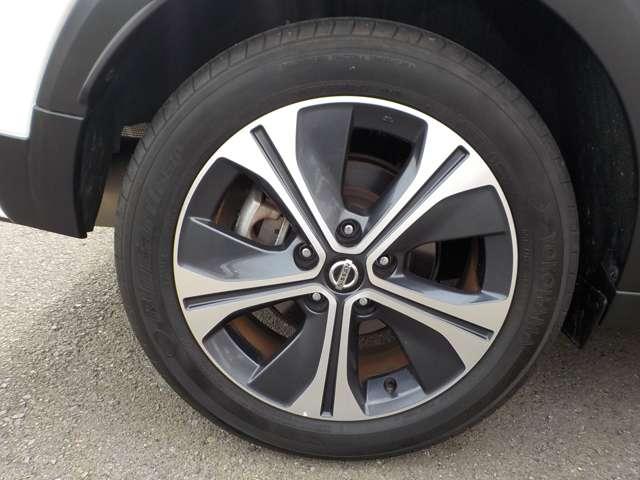 キックス １．２　Ｘ　（ｅ－ＰＯＷＥＲ）　プロパイロット／シートヒーター　ナビ＆ＴＶ　寒冷地仕様　ワンオ－ナ－車　追従クルコン　スマートキー　ＬＥＤヘッド　レーンアシスト　パワーステアリング　盗難防止システム　ドライブレコーダー　ＥＴＣ　整備記録簿有　メモリーナビ　アルミ（19枚目）