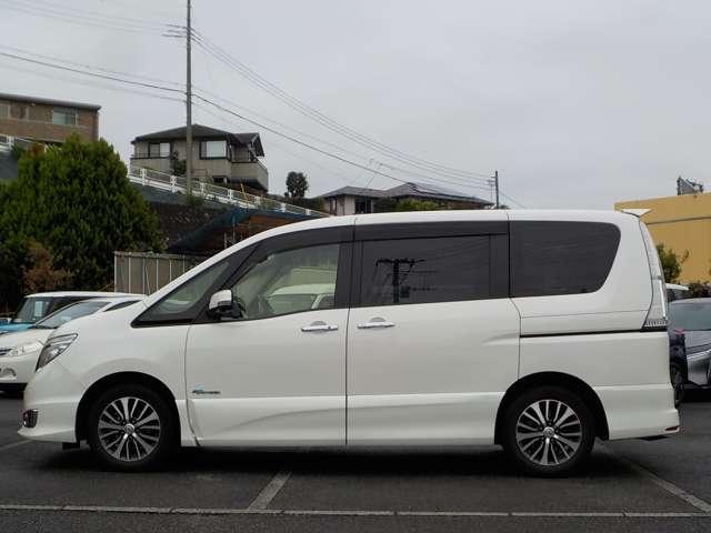 セレナ ２．０　ハイウェイスター　Ｖセレクション＋ＳａｆｅｔｙＩＩ　Ｓ－ＨＹＢＲＩＤ　１オーナー・後席モニター・前後ドラレコ　踏み間違い防止装置　Ｒカメラ　インテリジェントキー　レーンキープ　パワーステアリング　ワンオーナー　ＥＴＣ　クルーズコントロール　ドラレコ　ワンセグテレビ　メモリーナビ　ナビＴＶ　ＡＢＳ　キーフリー（19枚目）