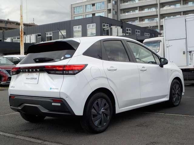 ノート 1.2 S 1オーナー・前後ドラレコ・Bカメラ・ETC 軽減ブレーキ ワンオーナー LDW バックカメラ インテリキー イモビライザー メモリーナビ ドライブレコーダー ナビTV付き ワンセグTV付き 整備点検記録簿 ETC オートエアコン リモコンキー(3枚目)