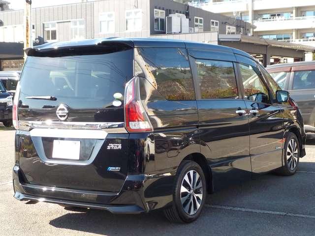 セレナ ２．０　ハイウェイスター　Ｖセレクション　プロパイロット・ドラレコ・全周囲カメラ　全周カメラ　Ｉ－ＳＴＯＰ　サイドカメラ　両側ＡＳＤ　レーダークルーズＣ　車線逸脱　ＬＥＤヘッドライト　バックカメラ　パーキングアシスト　ＥＴＣ　寒冷地仕様　ＴＶナビ　ドライブレコーダー　キーレス（3枚目）