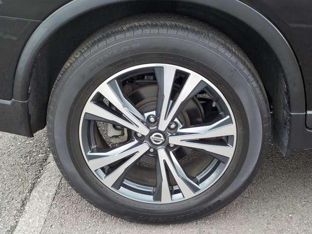 エクストレイル ２．０　２０Ｘｉ　２列車　４ＷＤ　１オーナー・プロパイロット前方ドラレコ　セキュリティ　リアカメラ　ワンオナ　追従クルーズ　ＬＥＤ　ドライブレコーダ　インテリジェントキー　ＬＤＷ　サイドカメラ　ＥＴＣ　Ａストップ　ＡＡＣ　ナビ＆ＴＶ　メモリーナビ　キーフリー　アルミホイール（19枚目）