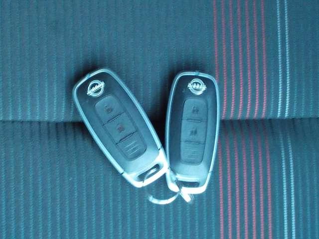 オーラ １．２　ＮＩＳＭＯ　試乗車ＵＰ・プロパイロット・前車内ドラレコ　カーテンエアバッグ　エマブレ　インテリキー　ＥＴＣ　ドラレコ　車線逸脱警報　ワンセグ　キーフリーシステム　ダブルエアバック　定期点検記録簿　アルミホイール　運転席エアバッグ　メモリーナビ　試乗車（13枚目）