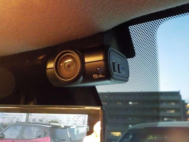 ノート １．２　Ｘ　試乗車ＵＰ・プロパイロット・前車内ドラレコ　リアカメラ　衝突被害軽減ブレ－キ　全方位カメラ　ＥＴＣ付　ＬＥＤヘッドライト　レーダークルーズ　レーンアシスト　インテリジェントキー　ワンオーナー　ドラレコ　整備記録簿　盗難防止システム　ワンセグＴＶ（8枚目）