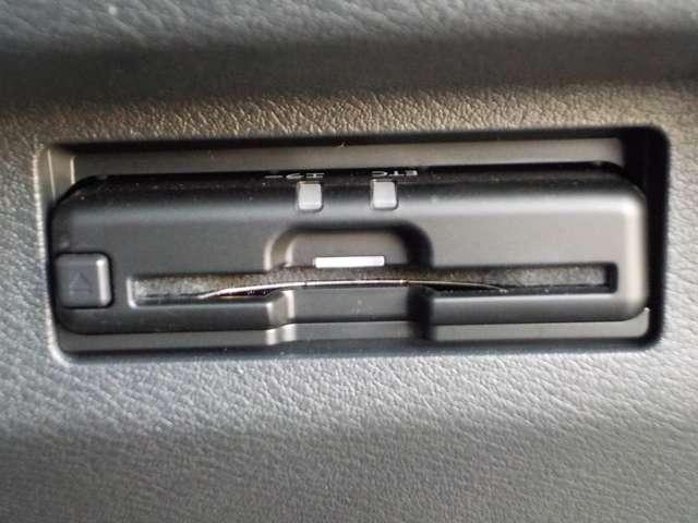 キックス １．２　Ｘ　ＦＯＵＲ　（ｅ－ＰＯＷＥＲ）　４ＷＤ　試乗車ＵＰ・プロパイロット・前車内ドラレコ　ナビＴＶ　ＬＥＤライト　踏み間違い防止　アラウンドビュ－　試乗車ＵＰ　ＥＴＣ　盗難防止システム　車線逸脱警報　インテリキー　バックモニター　ワンオーナー　オートエアコン　４ＷＤ　アルミホイール（12枚目）