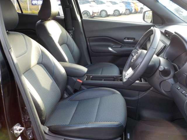 キックス １．２　Ｘ　ＦＯＵＲ　（ｅ－ＰＯＷＥＲ）　４ＷＤ　試乗車ＵＰ・プロパイロット・前車内ドラレコ　ナビＴＶ　ＬＥＤライト　踏み間違い防止　アラウンドビュ－　試乗車ＵＰ　ＥＴＣ　盗難防止システム　車線逸脱警報　インテリキー　バックモニター　ワンオーナー　オートエアコン　４ＷＤ　アルミホイール（14枚目）