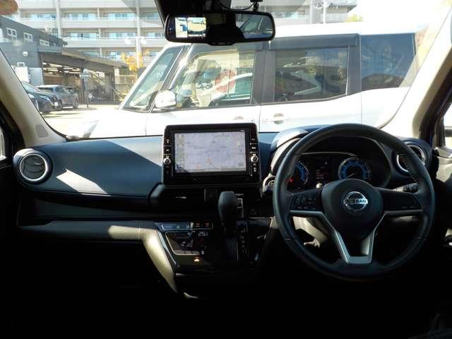 弊社営業時間は１０時から１８時までとなっております。ネットにてのお問い合わせは２４時間受け付けております。営業時間外の場合には、翌営業日に返信させて頂きます。