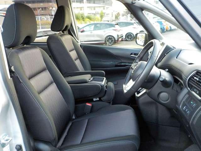 セレナ ２．０　ハイウェイスターＧ　１オーナー・プロパイロット・前方ドラレコ　両側オートスライドドア　アラウンドビューモニター　アルミホイール　インテリジェントキー　ＬＥＤ　ワンオーナー　記録簿　アイドリングストップ　ＡＢＳ　キーレス　ナビＴＶ　エアバック　ＥＴＣ　メモリーナビ（13枚目）