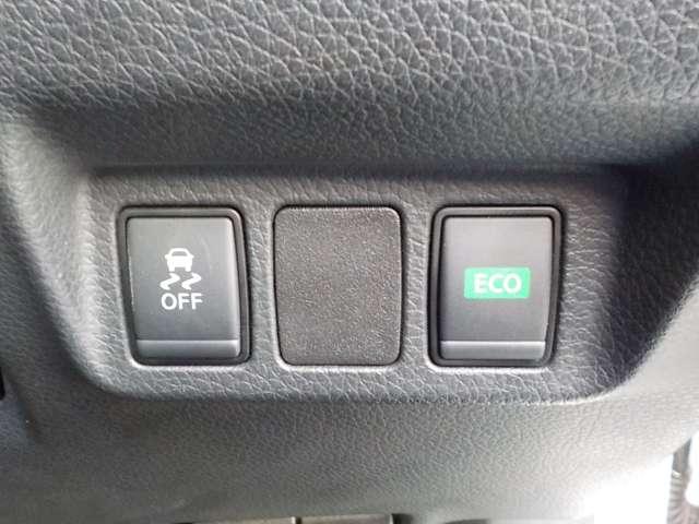 シルフィ １．８　Ｇ　１オーナー・７インチナビ・Ｂカメラ・ＥＴＣ　キーレスエントリー　サイドエアＢ　点検記録簿　スマートキー　バックカメラ　ＥＴＣ　１オーナー　アルミ　ＡＢＳ　メモリーナビ　オートエアコン　エアバッグ　パワーウインドウ　ワンセグＴＶ　ナビＴＶ（11枚目）