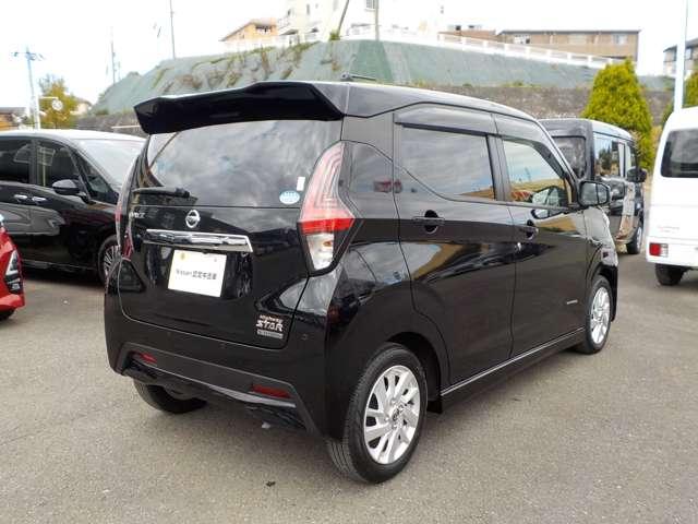 デイズ ６６０　ハイウェイスターＸ　前後ドラレコ・全周囲カメラ・ＳＯＳコール　ブレーキサポート　全周囲カメラ　ＬＥＤ　ドライブレコーダー　イモビライザー　インテリジェントキー　ＥＴＣ　レーンキープ　バックカメラ　ナビＴＶ　アイドリングストップ　オートエアコン　デュアルエアバッグ（3枚目）