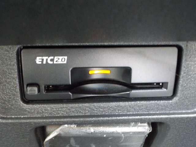 オーラ 1.2 G FOUR レザーエディション 4WD 1オーナー・プロパイロット・前席シートH ワンオ-ナ-車 LKA レザーシート 追従クルコン LEDライト バックモニター ドライブレコーダー インテリキー 4WD ETC アルミ 記録簿 サイドカメラ 盗難警報器 キーレスエントリー(12枚目)