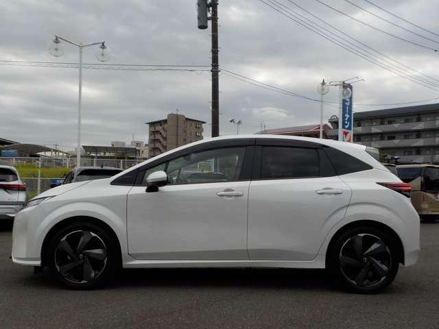 オーラ 1.2 G FOUR レザーエディション 4WD 1オーナー・プロパイロット・前席シートH ワンオ-ナ-車 LKA レザーシート 追従クルコン LEDライト バックモニター ドライブレコーダー インテリキー 4WD ETC アルミ 記録簿 サイドカメラ 盗難警報器 キーレスエントリー(16枚目)