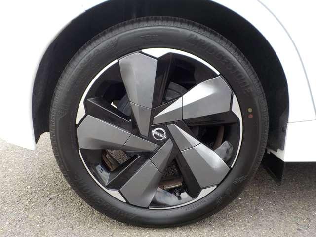 オーラ 1.2 G FOUR レザーエディション 4WD 1オーナー・プロパイロット・前席シートH ワンオ-ナ-車 LKA レザーシート 追従クルコン LEDライト バックモニター ドライブレコーダー インテリキー 4WD ETC アルミ 記録簿 サイドカメラ 盗難警報器 キーレスエントリー(19枚目)