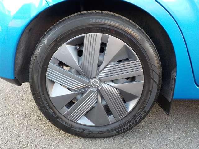 ノート 1.2 X 1オーナー・前後ドラレコ・全周囲カメラ・ リアカメラ 衝突被害軽減ブレ-キ 全方位カメラ ETC付 LEDヘッドライト レーンアシスト インテリジェントキー ワンオーナー ドラレコ 整備記録簿 盗難防止システム ワンセグTV TVナビ ABS(19枚目)