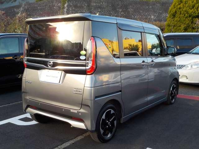 ルークス ６６０　ハイウェイスターＸ　１オーナー・前後ドラレコ・全周囲カメラ　衝突被害軽減ブレ－キ　マルチビューカメラ　車線逸脱警報装置　ＥＴＣ　ＬＥＤ　スマートキー　パワーウィンドウ　ワンオーナー　カーテンエアバック　ドライブレコーダー　ナビＴＶ　バックカメラ　記録簿　ＡＢＳ（3枚目）