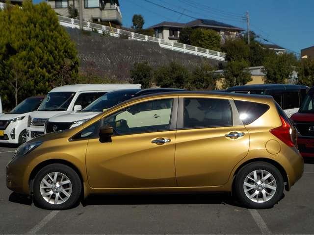 ノート １．２　メダリスト　エマージェンシーブレーキ　パッケージ　１オーナー・全周囲カメラ・前方ドラレコ　取説記録簿　３６０度カメラ　ワンオーナー　バックカメラ　車線逸脱警報装置　セキュリティアラーム　スマートキー　ＥＴＣ　Ａストップ　ドラレコ　ＴＶナビ　エアバッグ　全席ＰＷ　パワーステアリング　ＡＢＳ（16枚目）