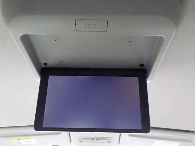 セレナ ２．０　ハイウェイスターＶ　試乗車ＵＰ・プロパイロット・後席モニター　Ｗ電動スライド　レーダークルコン　レーンアシスト　展示試乗車ＵＰ　ＬＥＤランプ　ワンオーナー車　盗難防止システム　ＥＴＣ装備　カーテンエアバッグ　アルミホイール　キーフリー　メモリ－ナビ　ナビＴＶ（8枚目）