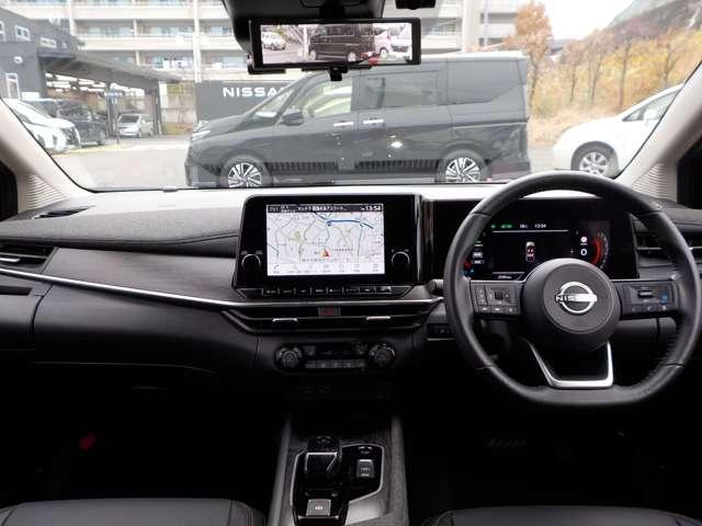 オーラ １．２　Ｇ　９０周年記念車　試乗車ＵＰ・プロパイロット・前車内ドラレコ　アラウンドモニ　ＬＥＤ　スマートキー　衝突軽減ブレーキ　試乗車　オートエアコン　アルミ　メモリーナビ　ドラレコ　バックカメラ　サイドカメラ　キーレス　ＥＴＣ　レーダークルーズ（4枚目）