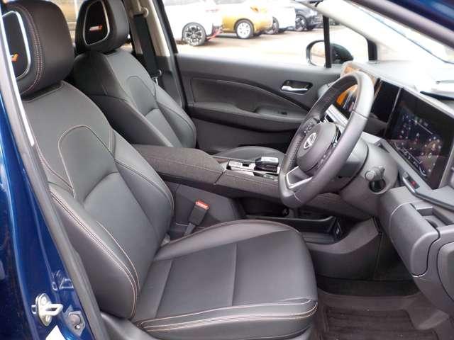 オーラ １．２　Ｇ　９０周年記念車　試乗車ＵＰ・プロパイロット・前車内ドラレコ　アラウンドモニ　ＬＥＤ　スマートキー　衝突軽減ブレーキ　試乗車　オートエアコン　アルミ　メモリーナビ　ドラレコ　バックカメラ　サイドカメラ　キーレス　ＥＴＣ　レーダークルーズ（14枚目）