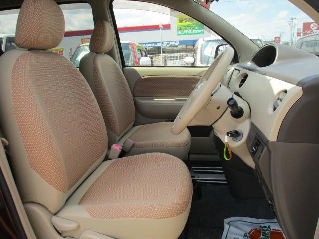 X Lパッケージ ワンオーナー車 純正ナビTV バックモニター CD&DVD Bluetoothaudio接続 AUX 禁煙車 キーレス ETC パワースライドドア 7人乗り HIDヘッドライト ドアミラーウィンカー(9枚目)