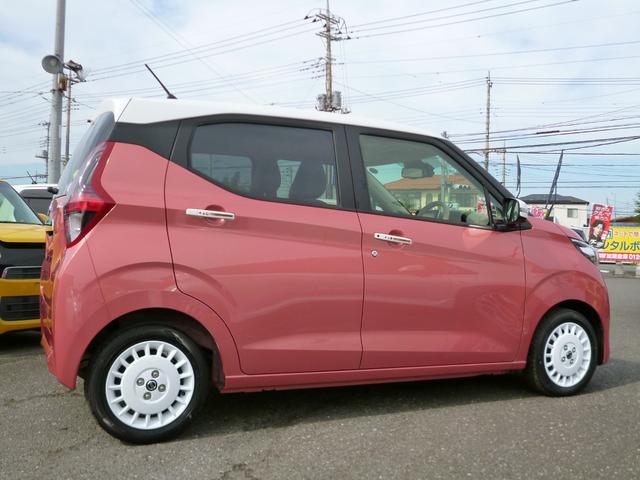 デイズ ボレロ X 全国対応1年保証 純正9インチSDナビTV アラウンドビューモニター インテリキー ナビ連動前後ドライブレコーダー コンビ革シート セーフティシールド ツートンカラー 前後ソナー 前後踏み間違い防止(4枚目)