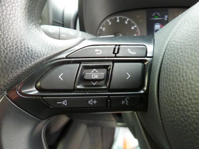ヤリス Ｘ　新車保証　純正マルチメディア　バックモニター　ＢＴオーディオ　禁煙車　スマートエントリー　ＥＴＣ　前後ドライブレコーダー　プリクラッシュセーフティ　パーキングサポートブレーキ　クリアランスソナー（15枚目）