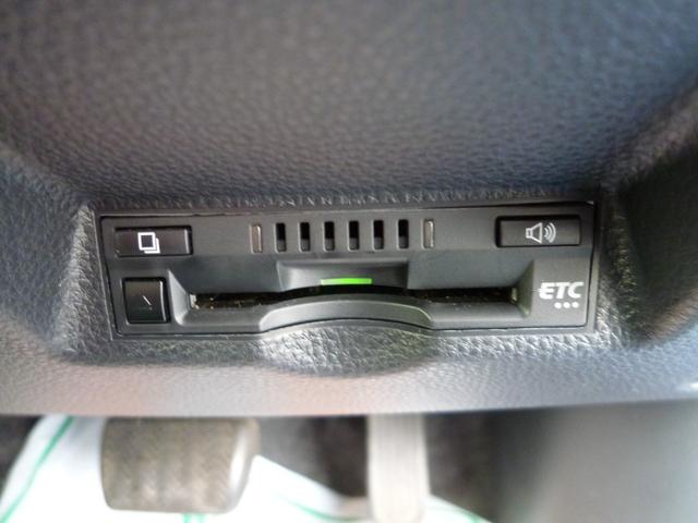 ヤリス Ｘ　新車保証　純正マルチメディア　バックモニター　ＢＴオーディオ　禁煙車　スマートエントリー　ＥＴＣ　前後ドライブレコーダー　プリクラッシュセーフティ　パーキングサポートブレーキ　クリアランスソナー（16枚目）