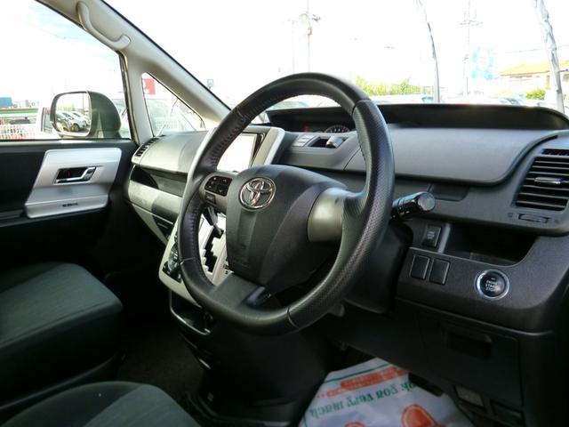 ヴォクシー ＺＳ　煌　全国対応１年保証　カロッツェリアナビＴＶ　バックモニター　ＢＴオーディオ　フリップダウンモニター　禁煙車　スマートエントリー　ステアリングスイッチ　パドルシフト　ＥＴＣ　両側パワースライドドア　ＨＩＤ（14枚目）