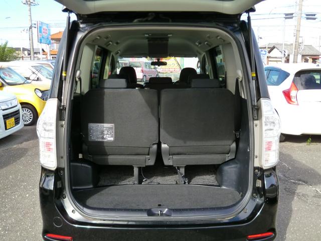 ヴォクシー ＺＳ　煌　全国対応１年保証　カロッツェリアナビＴＶ　バックモニター　ＢＴオーディオ　フリップダウンモニター　禁煙車　スマートエントリー　ステアリングスイッチ　パドルシフト　ＥＴＣ　両側パワースライドドア　ＨＩＤ（21枚目）