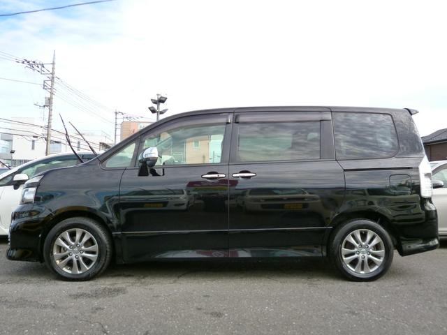 ヴォクシー ＺＳ　煌　全国対応１年保証　カロッツェリアナビＴＶ　バックモニター　ＢＴオーディオ　フリップダウンモニター　禁煙車　スマートエントリー　ステアリングスイッチ　パドルシフト　ＥＴＣ　両側パワースライドドア　ＨＩＤ（36枚目）