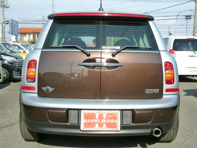 ＭＩＮＩ クーパー　クラブマン　クーパー　クラブマン（４名）　ＣＤ　ＡＵＸ　禁煙車　リモートコントロールキー　プッシュスタート　パドルシフト　ＥＴＣ　マニュアルモード　コンビ革シート　正規ディーラー車　ツートンカラー　純正アルミ（19枚目）