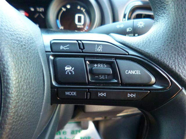 ヤリス G 新車保証継承 純正マルチメディアナビ パノラミックビューモニター CD&DVD BTオーディオ 禁煙車 スマートエントリー レーダークルーズコントロール ドライブレコーダー 6MT セーフティ SOS(16枚目)