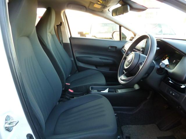 アクア Ｘ　全国対応１年保証　純正マルチメディアナビ　パノラミックビューモニター　禁煙車　スマートエントリー　レーダークルーズ　ＥＴＣ　セーフティ　パーキングサポート　ＳＯＳコール　ＬＥＤ　クリアランスソナー（6枚目）