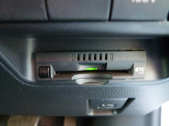 アクア Ｘ　全国対応１年保証　純正マルチメディアナビ　パノラミックビューモニター　禁煙車　スマートエントリー　レーダークルーズ　ＥＴＣ　セーフティ　パーキングサポート　ＳＯＳコール　ＬＥＤ　クリアランスソナー（16枚目）