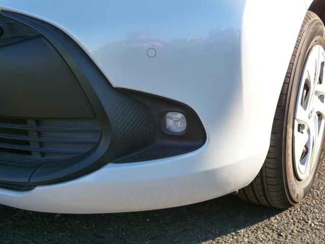 アクア Ｘ　全国対応１年保証　純正マルチメディアナビ　パノラミックビューモニター　禁煙車　スマートエントリー　レーダークルーズ　ＥＴＣ　セーフティ　パーキングサポート　ＳＯＳコール　ＬＥＤ　クリアランスソナー（22枚目）